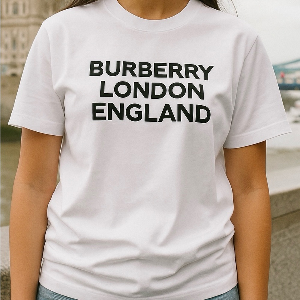 White Burberry London England T-Shirt - Size 14Y